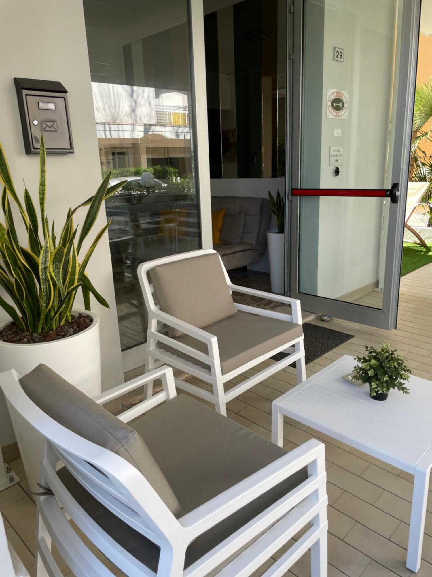 Hotel Barbiani Riccione Exterior photo