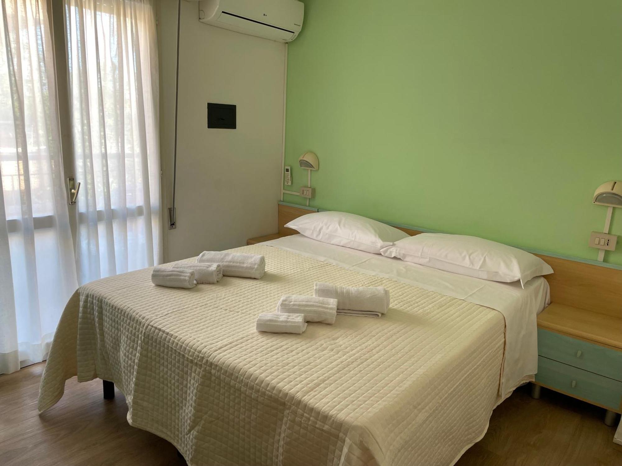Hotel Barbiani Riccione Exterior photo