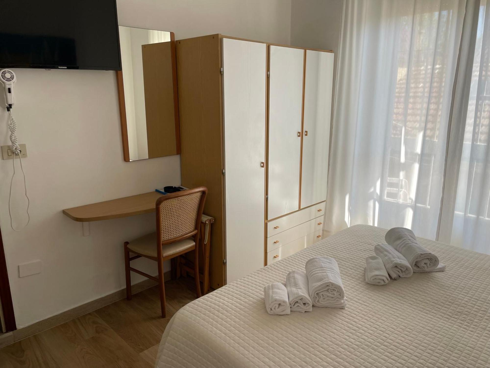 Hotel Barbiani Riccione Exterior photo